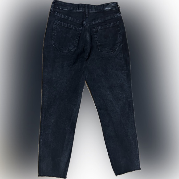 EUC Hollister SZ 27 (5R) black ultra high rise mom jeans/5-pocket/waist 28”-30” - Picture 2 of 4